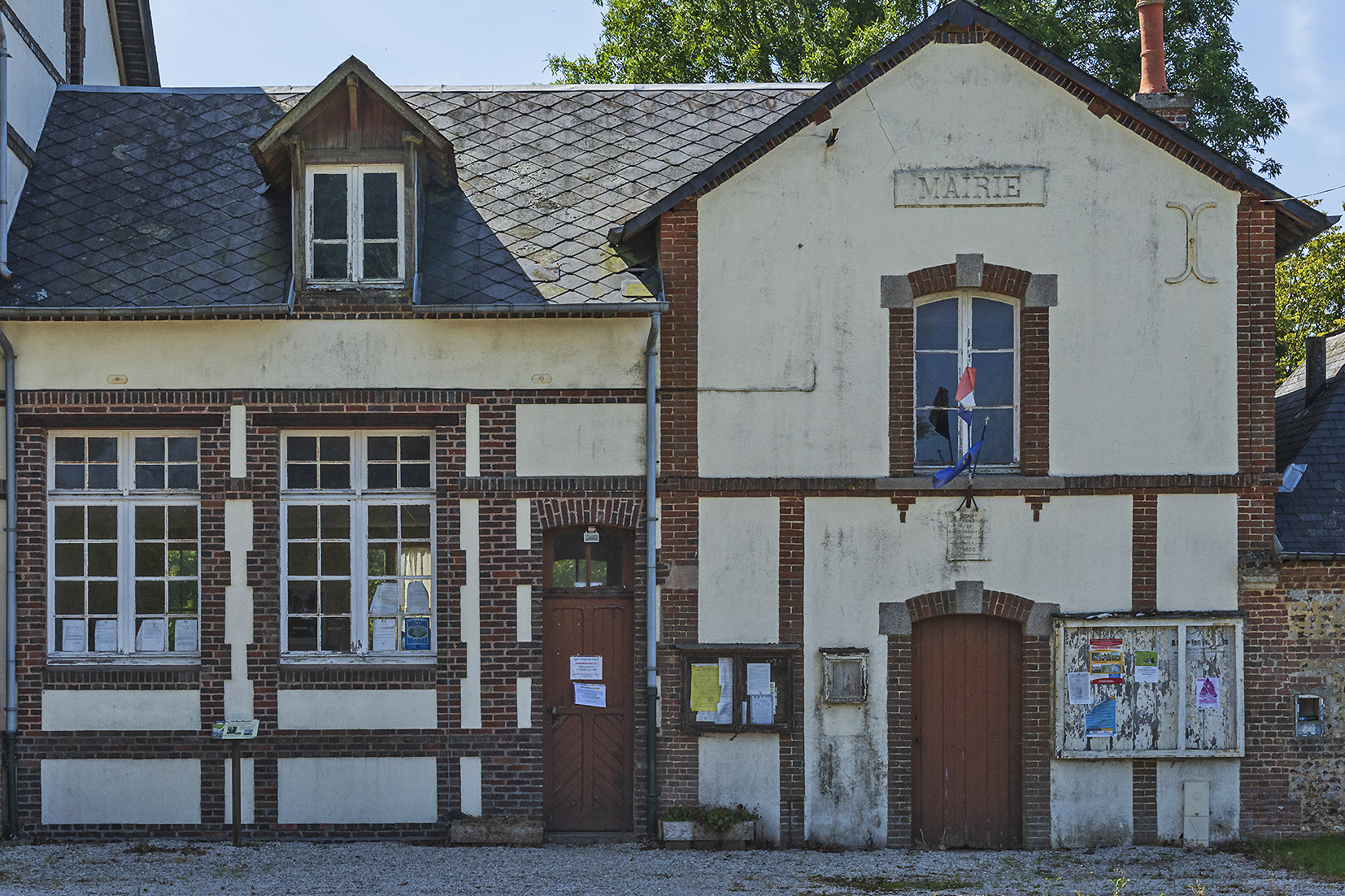 Mairie Avernes St Gourgon