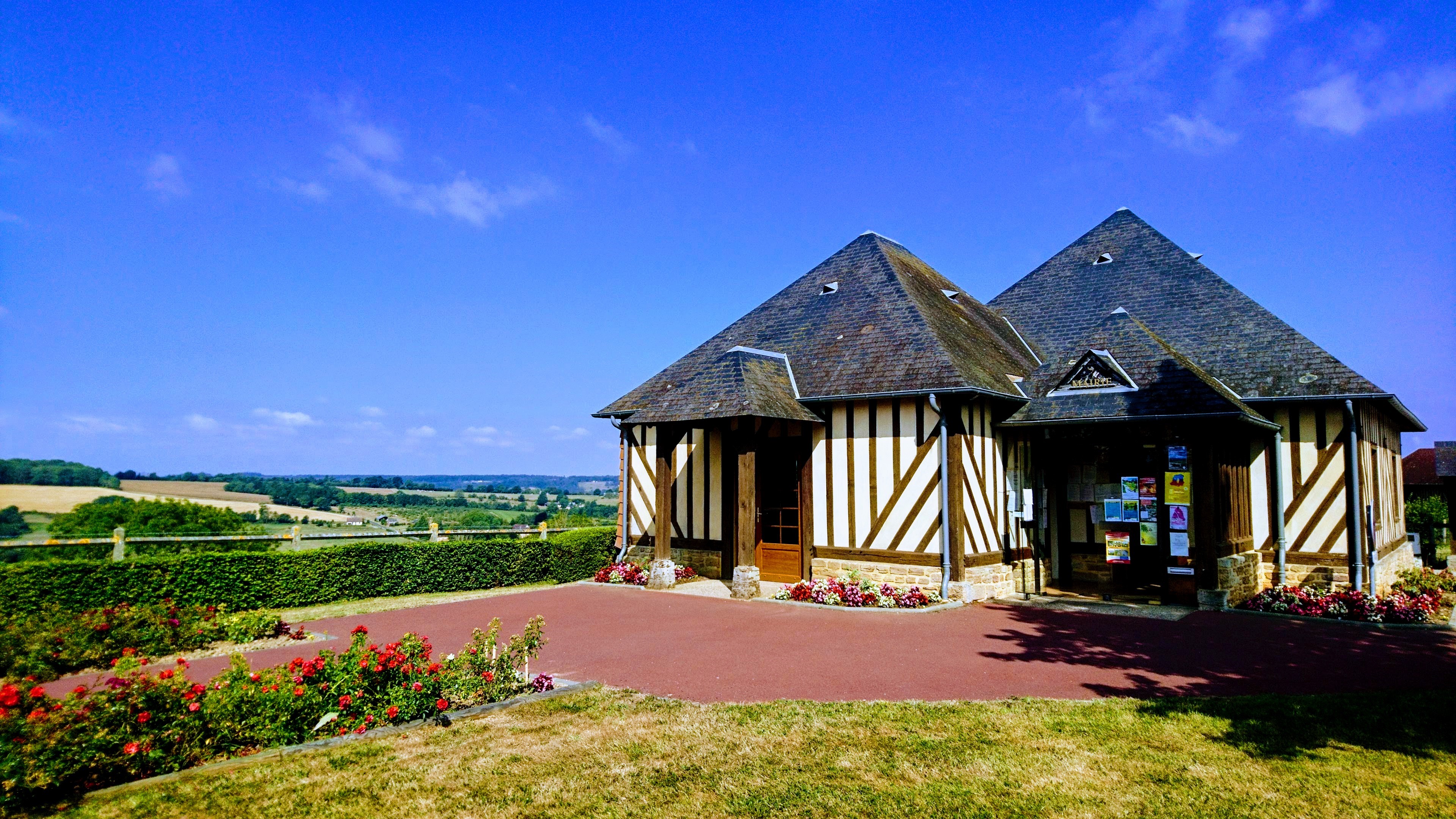 Mairie Crouttes