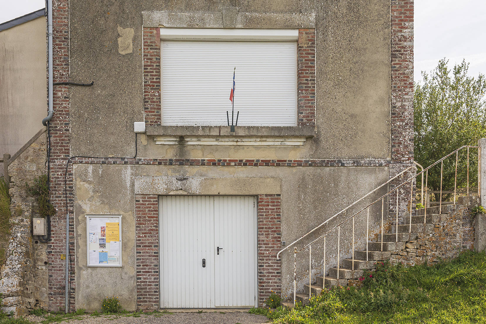 mairie menil froger