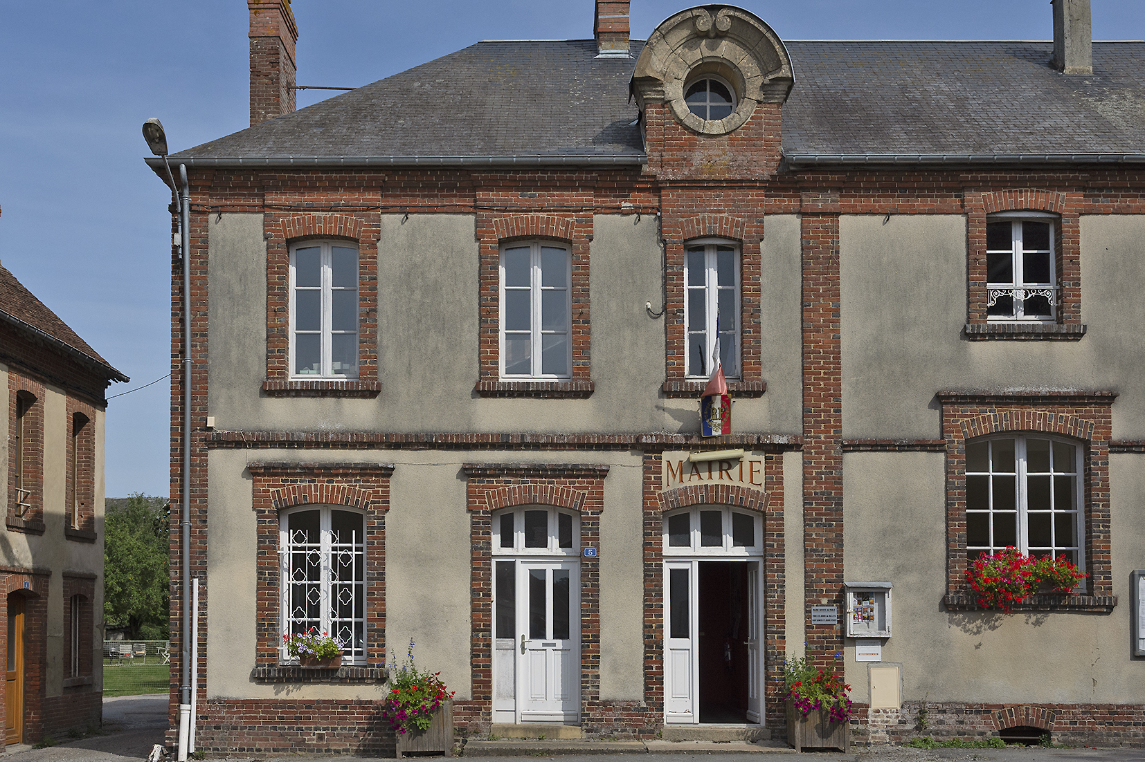 mairie nonant le pin