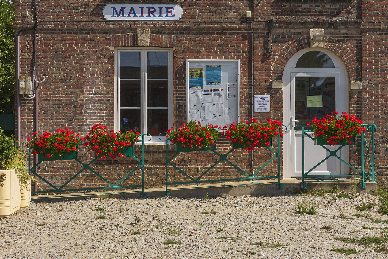 Mairie St Germain d'Aunay